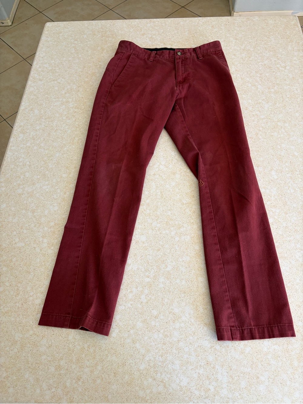 Volcom Men’s Chino Pants 28 Burgundy Cotton Twill Straight Fit  Corpo Class